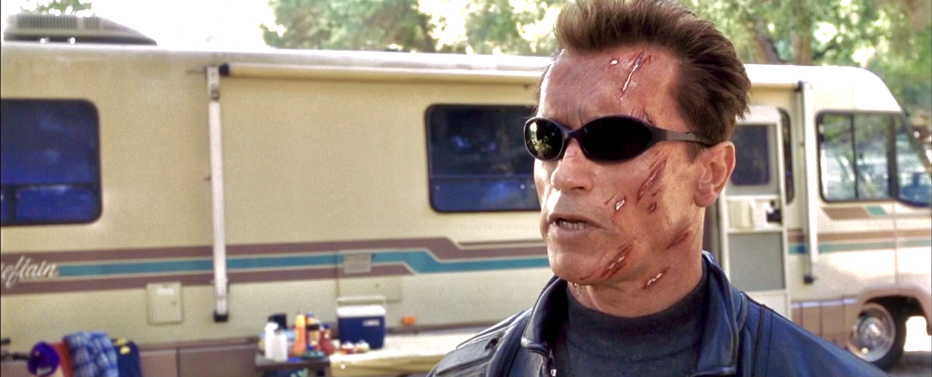 终结者战力对比你认为tx能超过rev9吗