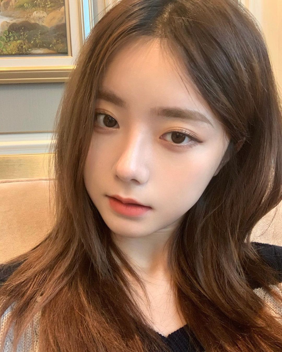 长相超萌的高人气正妹张允恩很吸睛圆圆脸蛋好可爱