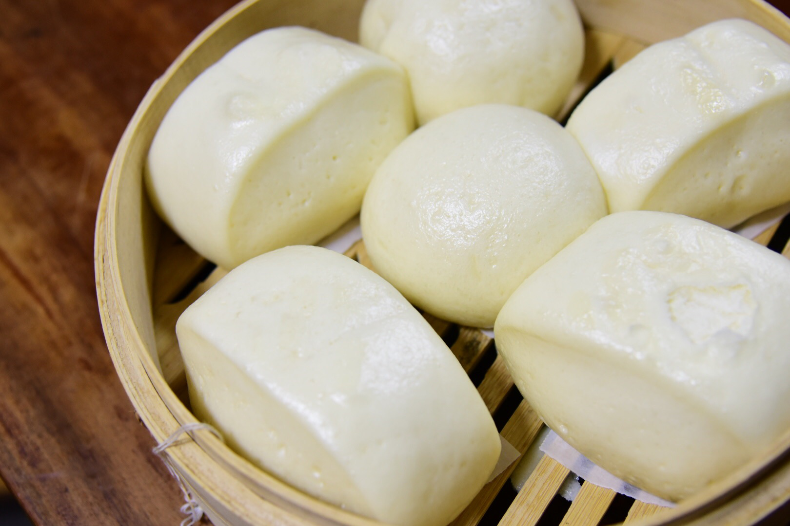 白面馒头自己蒸太好吃啦