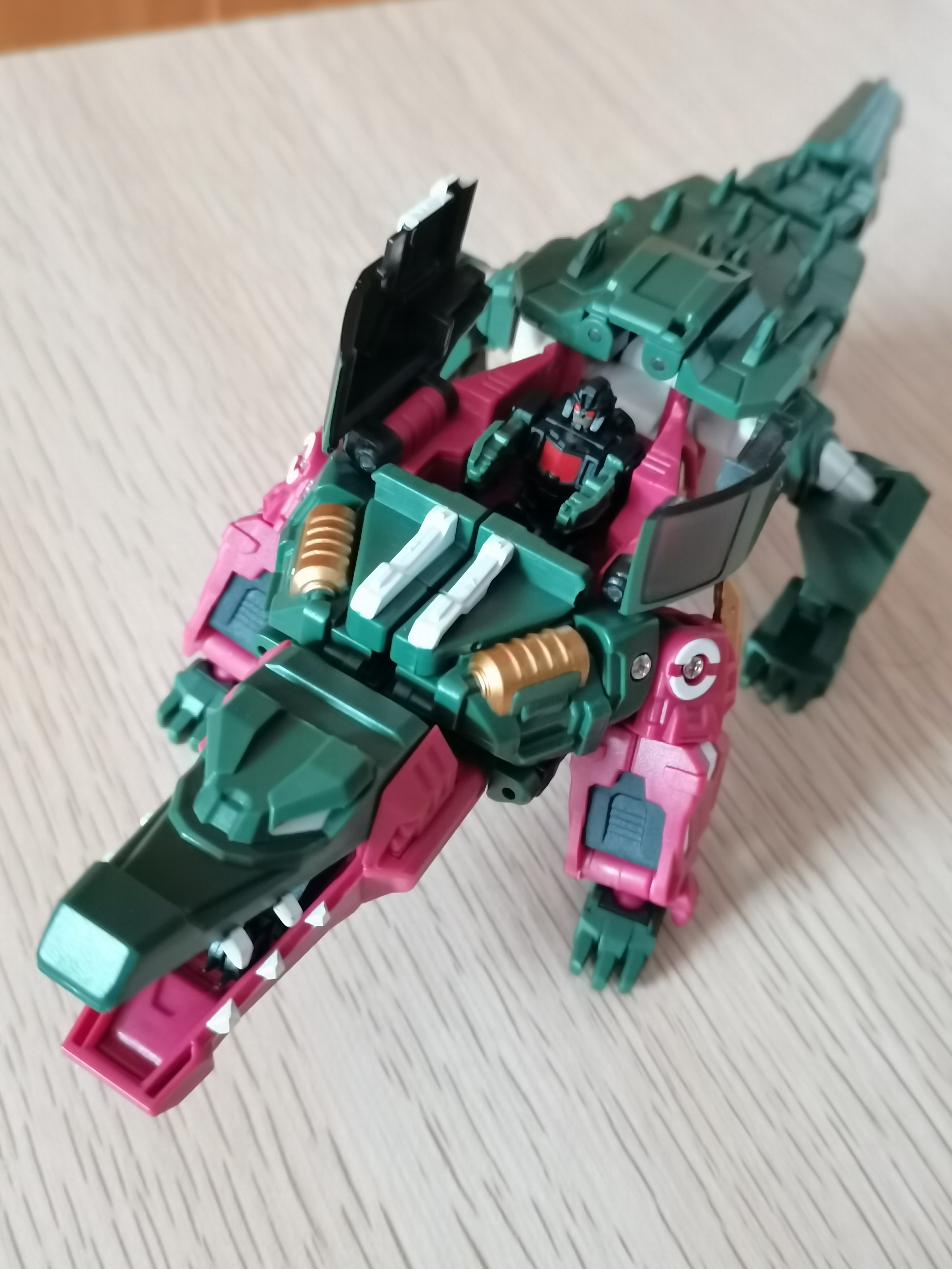 变形金刚玩具之fpj鳄龙 - acfun弹幕视频网 - 认真你就输啦 (?ω?)ノ-