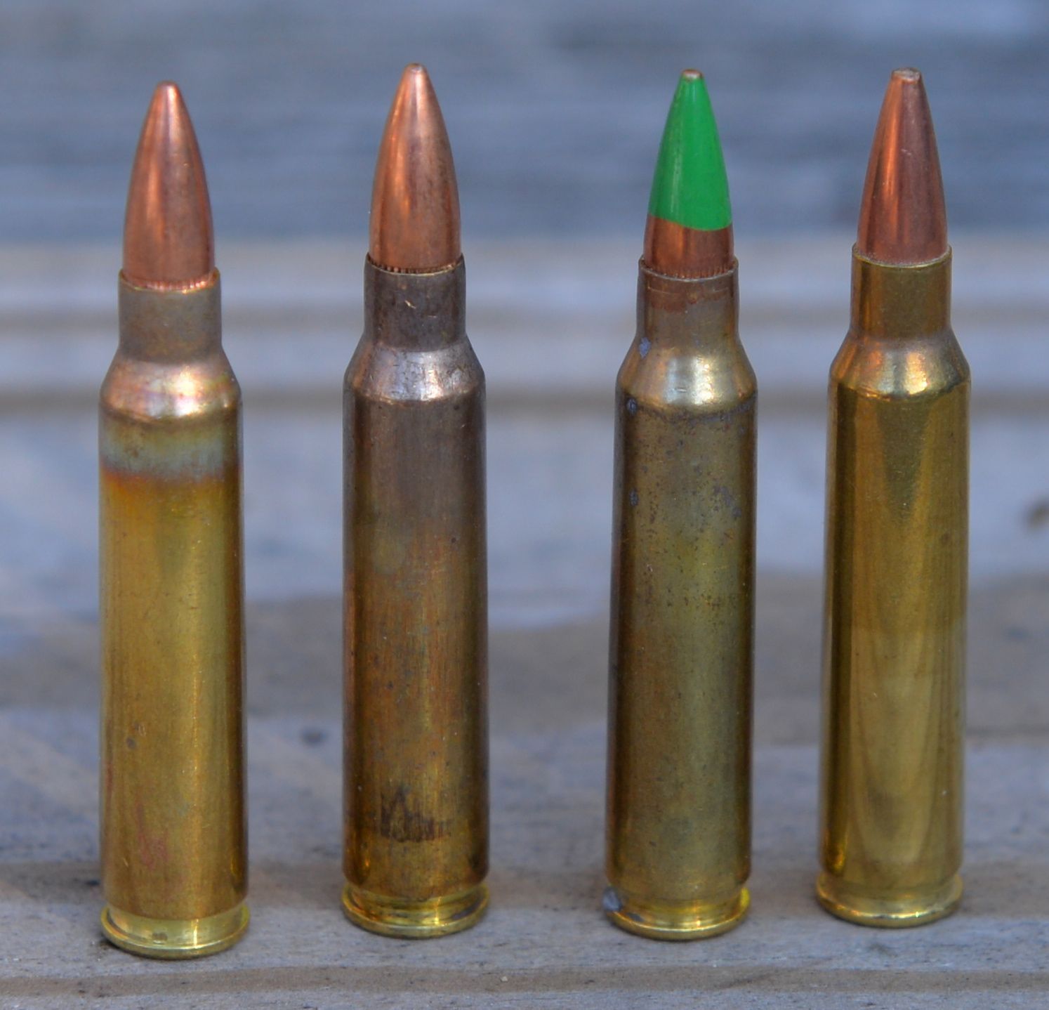 50bmg大口径机枪弹vs380磅石球矛利还是盾坚