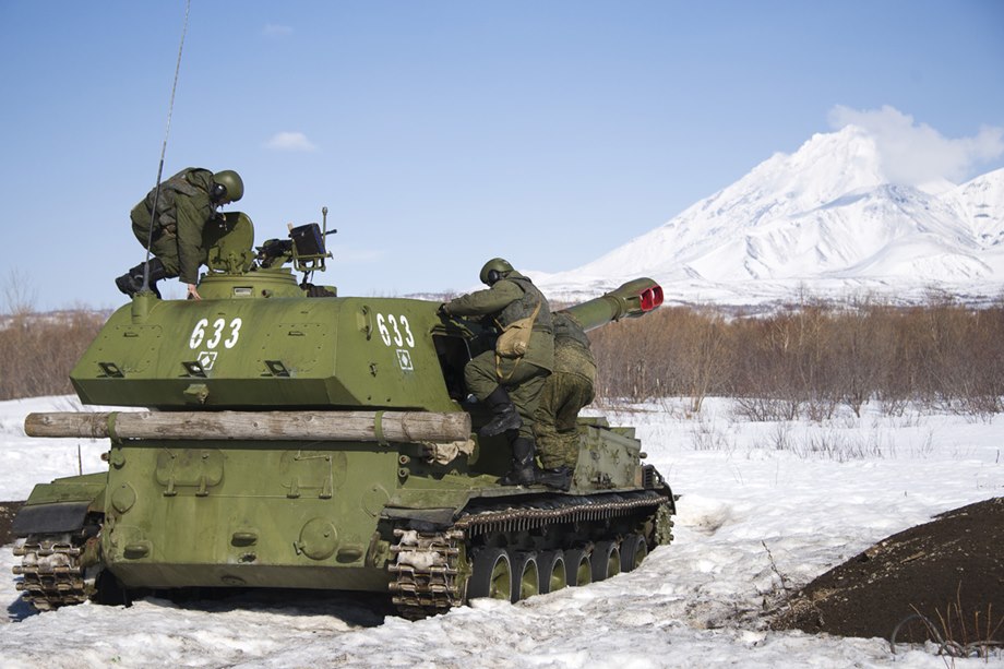 152传人2s3akatsiya152mm自行榴弹炮