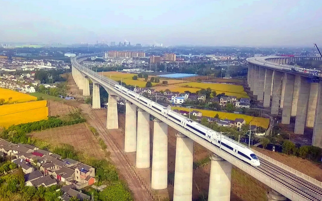 可以买票啦连镇高铁全线通车