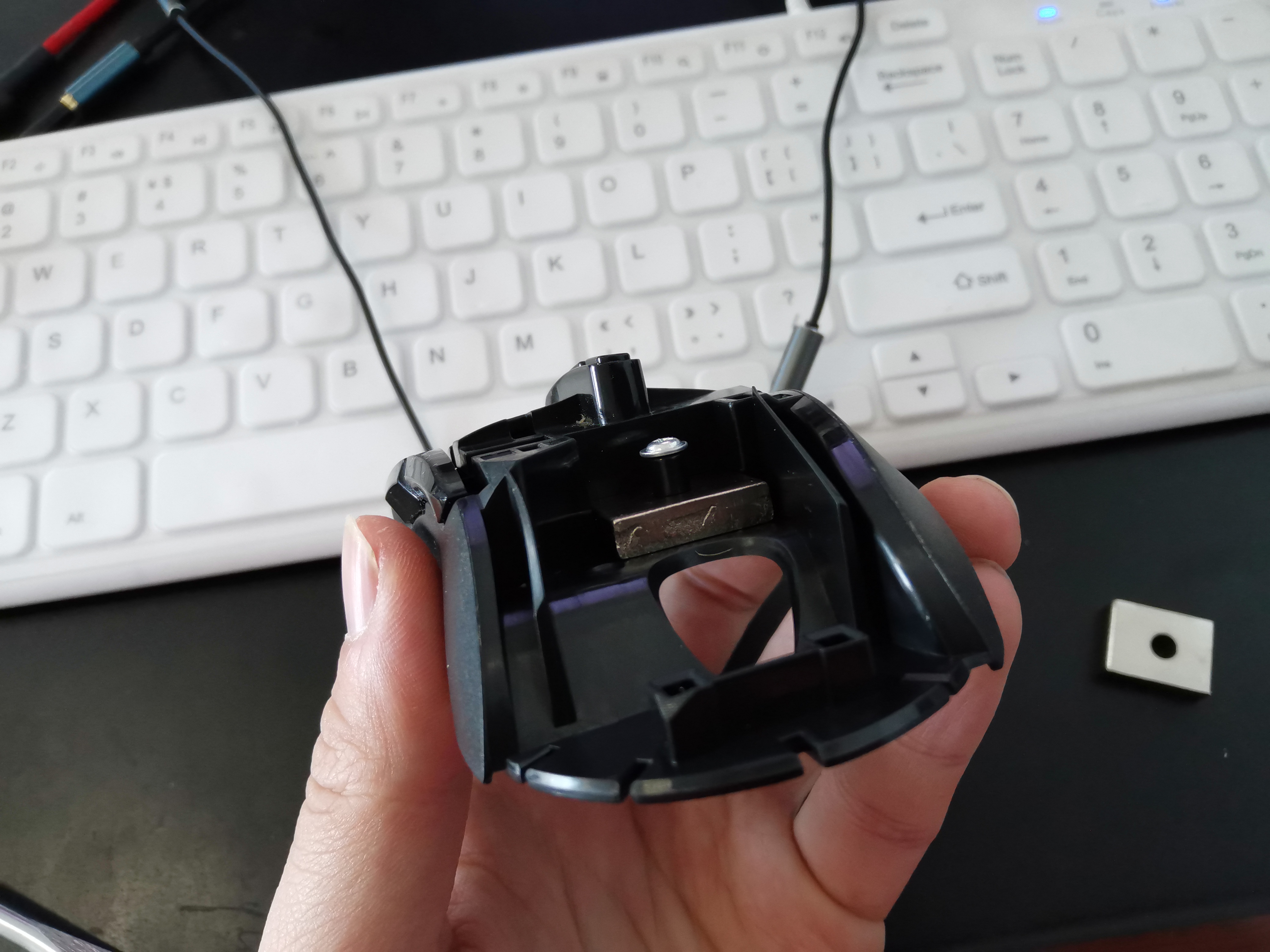 坏掉的鼠标滚轮长啥样