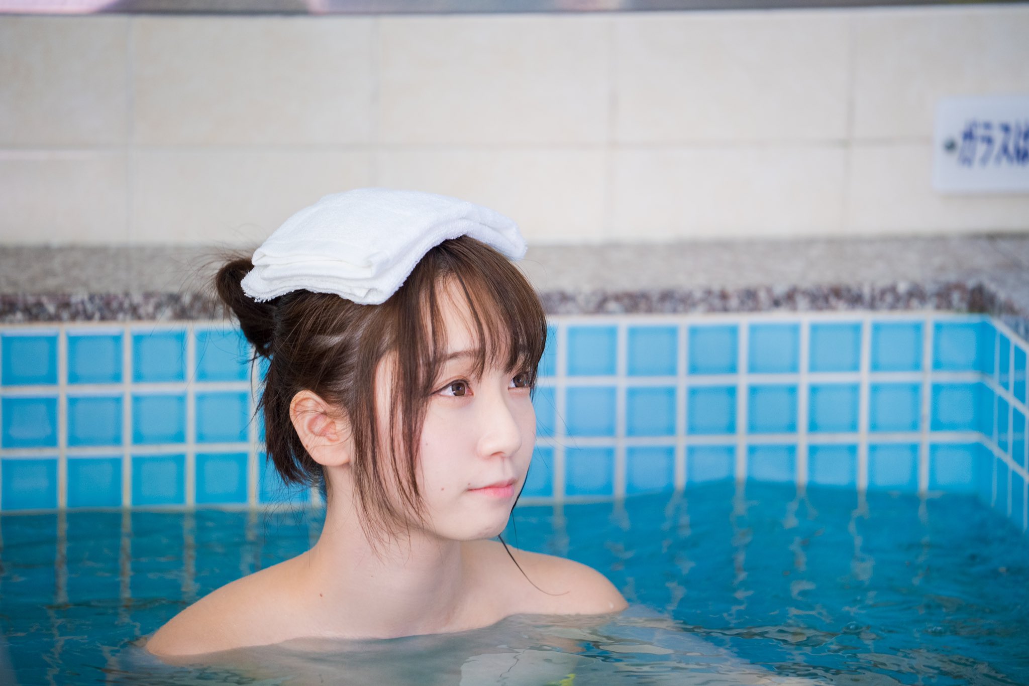 liyuu雷姆凯露双开 伊织萌大胸泡汤-cos精选