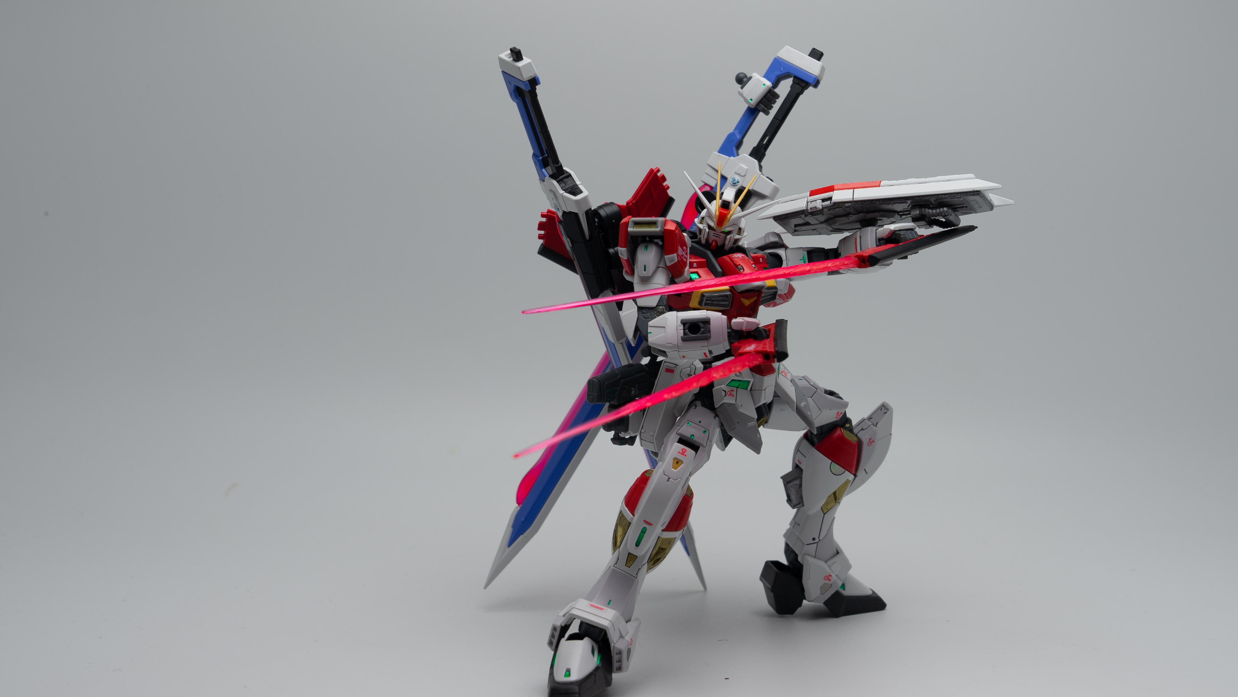 周末玩胶奥布领海上的红色战神pbrg剑装脉冲