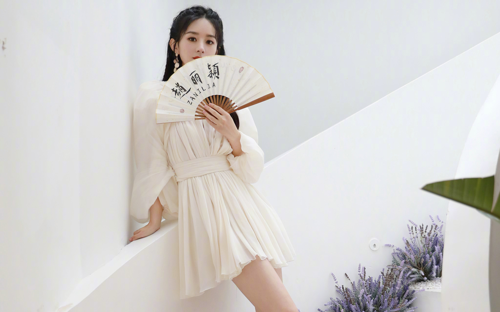 赵丽颖白色婚纱裙仙气飘飘仙女下凡的气质女神来了