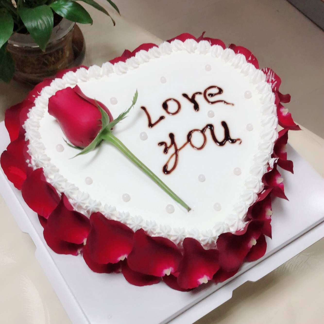 2020年最新款玫瑰花瓣蛋糕适合送情侣送爱人送女朋友老婆