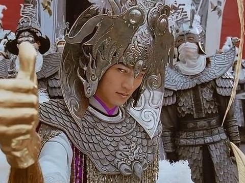 虽然很多造型夸张到可笑的地步,比如谢霆锋这个金手指:它的特效是曾经