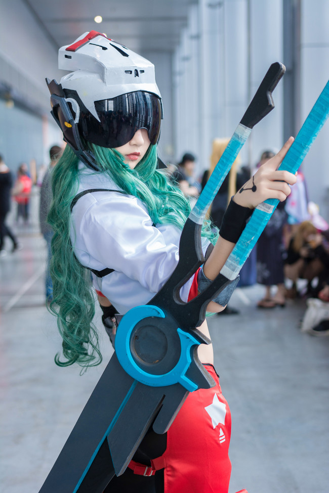 cos凹凸世界蒙特祖玛生还者