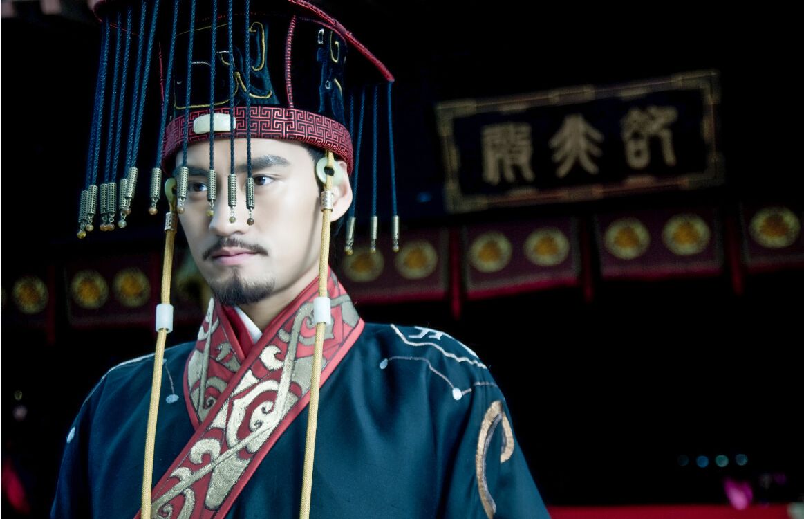 东汉开国皇帝刘秀(上),出身西汉皇室却效力反王,还曾险些被杀 东汉开国皇帝刘秀(上),出身西汉皇室却效力反王,还曾险些被杀