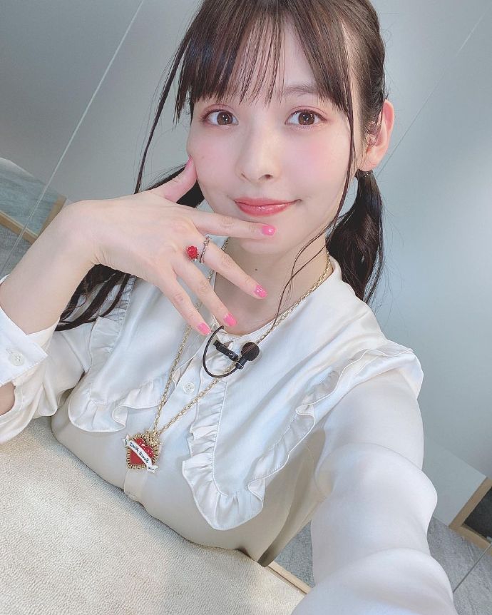 上坂堇最新ins67676767照片