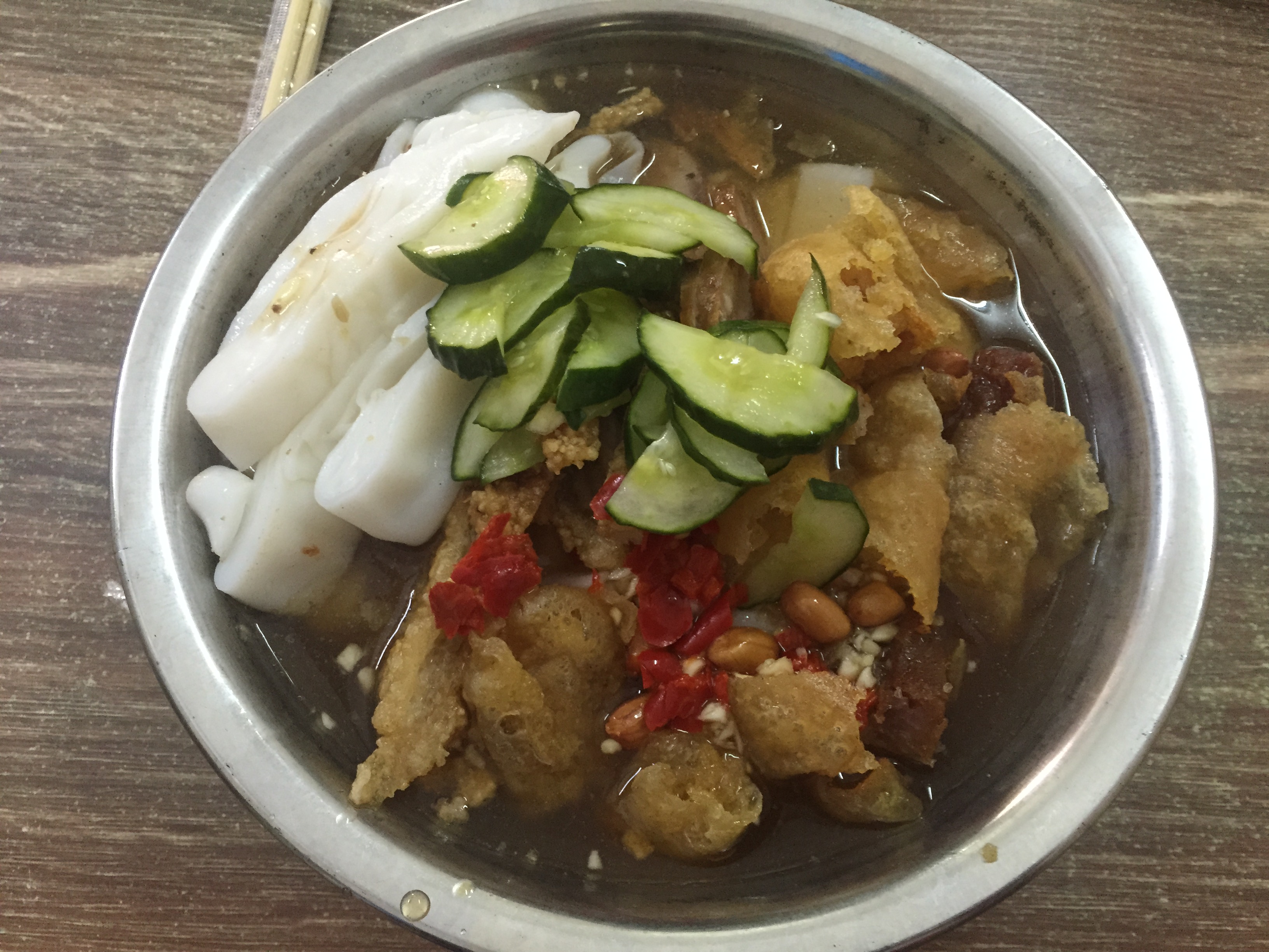 越新的吃吃喝喝no14在邕城吃宾阳南街酸粉