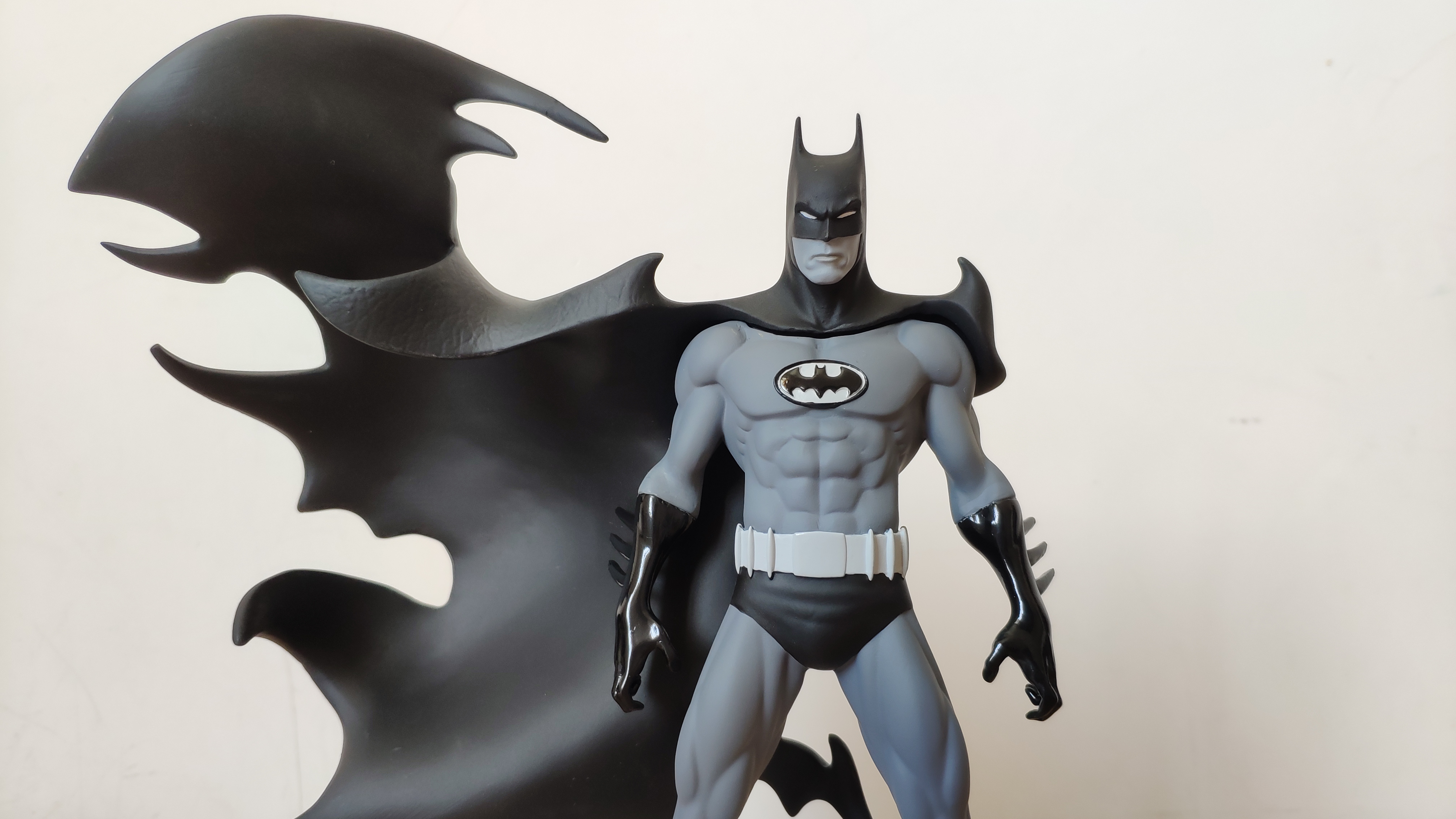 最具风格的蝙蝠侠雕像系列~黑与白2 - acfun弹幕视频网 - 认真你就输