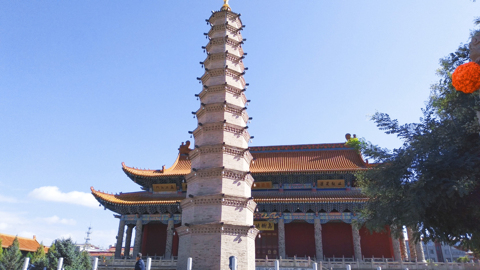 古寺观武威鸠摩罗什寺