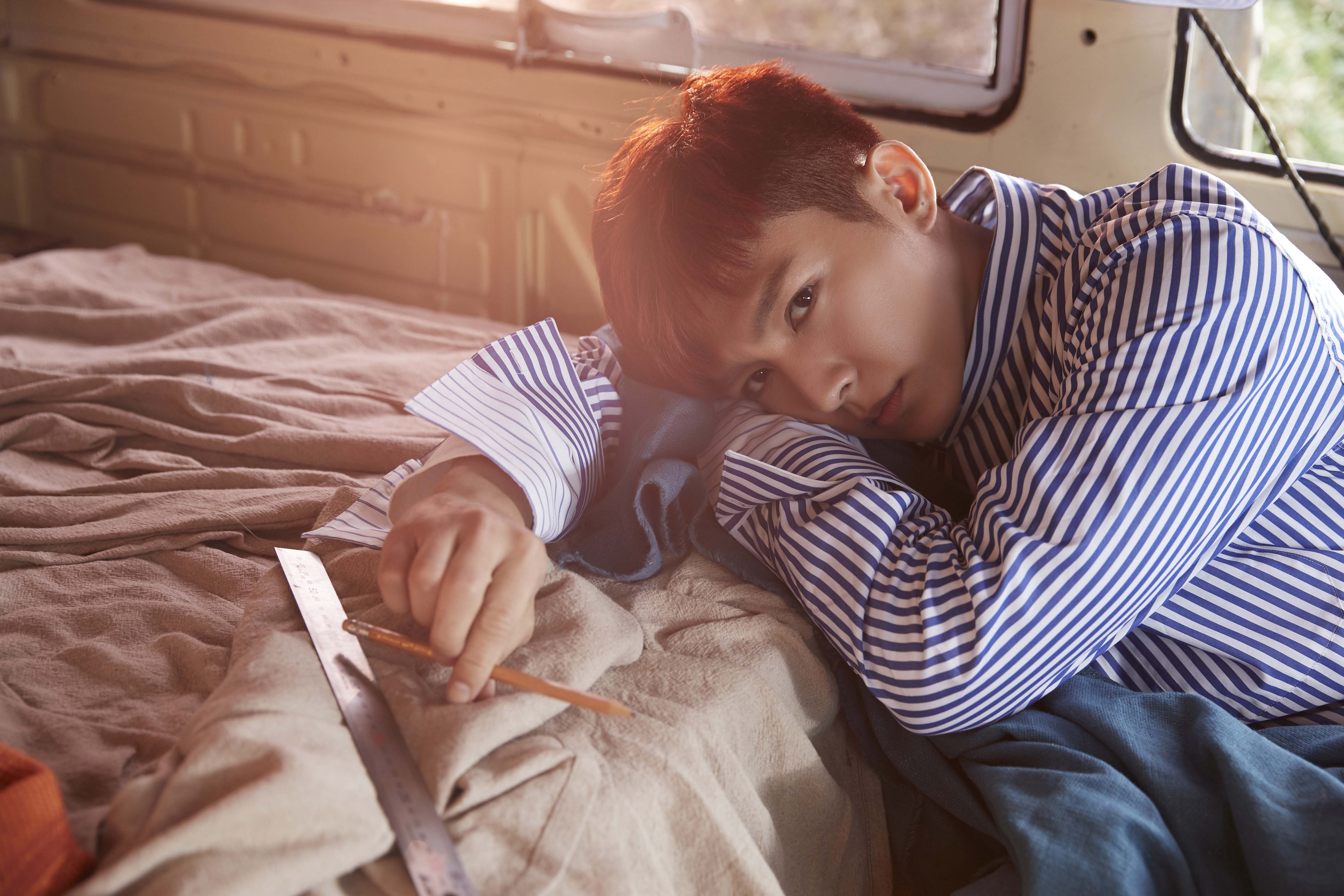 炎亚纶周柏豪张云龙同台表演,炎亚纶颜值依旧