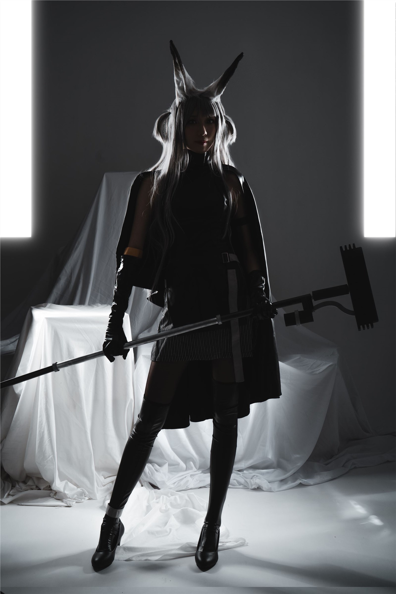 黑衣御姐炸酱沫沫明日方舟暴行cosplay