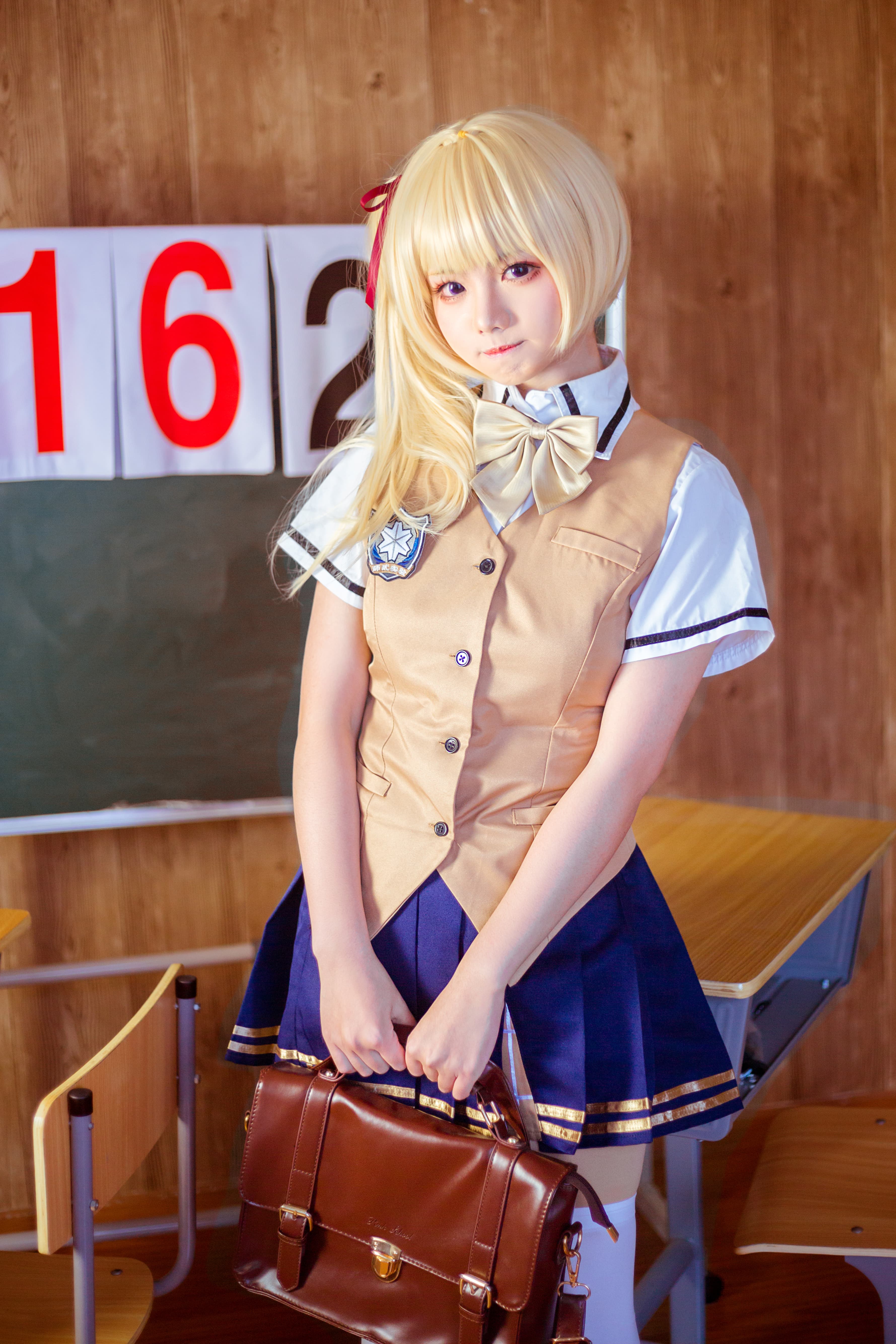 金发萌妹三色绘恋迟菓cos