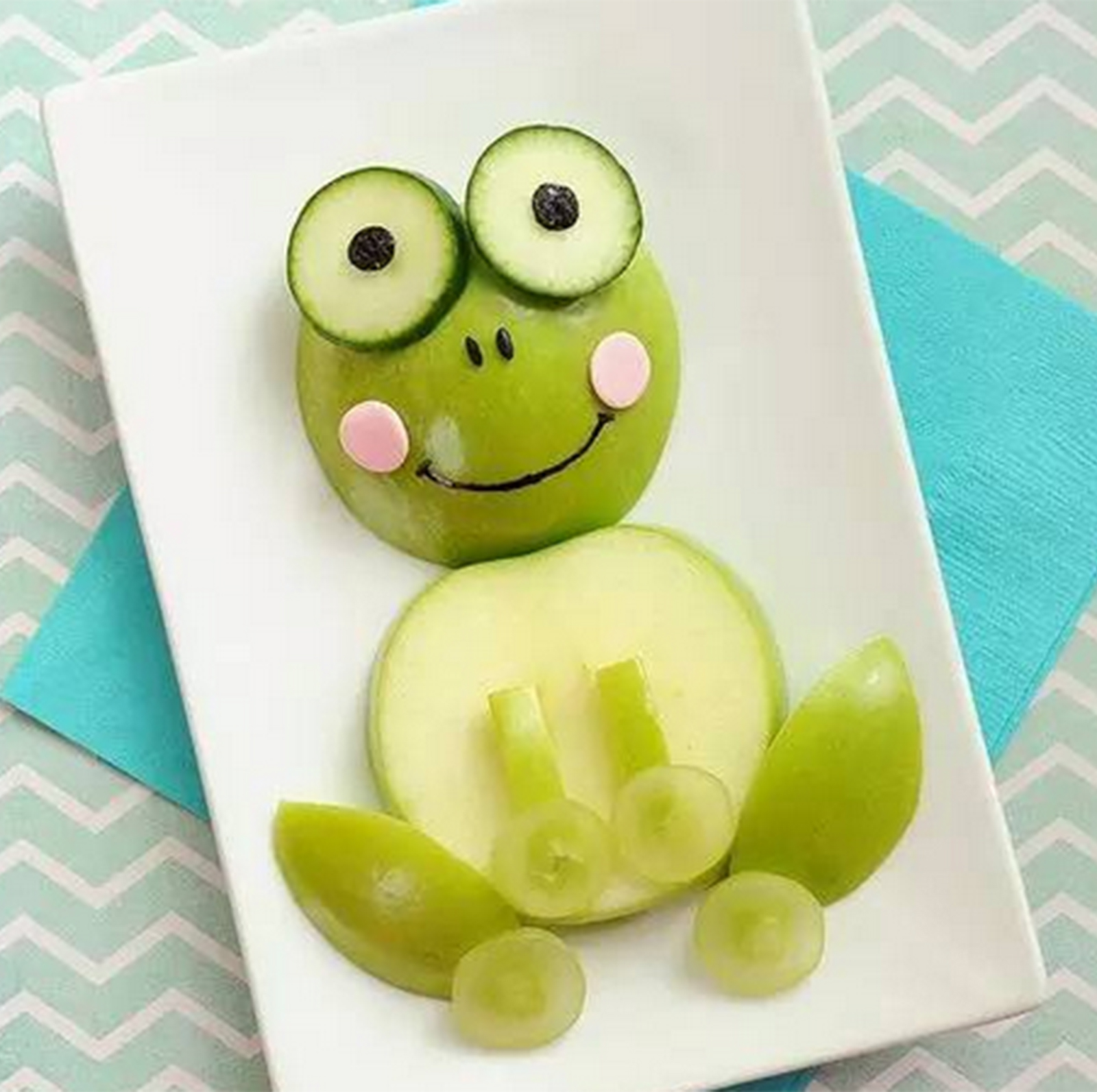 如何做水果拼盘5种常见水果拼盘的花样切法60种水果拼盘鉴赏美到舍不