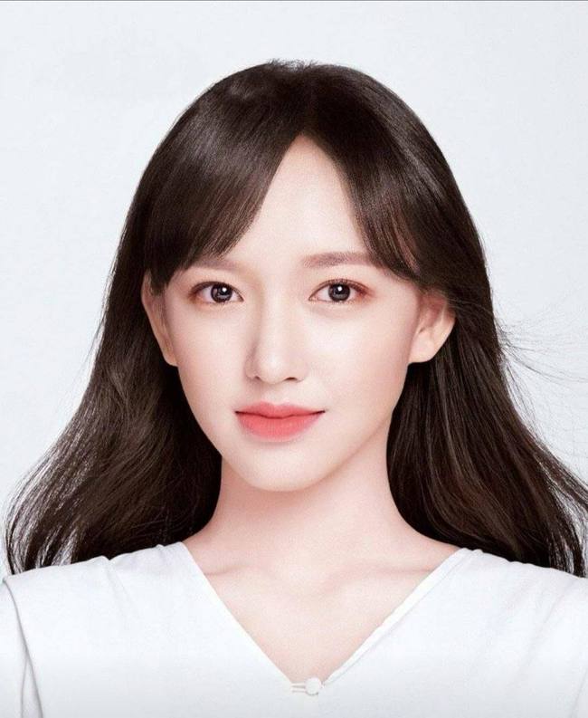 明星证件照大赏原来这就叫平平无奇