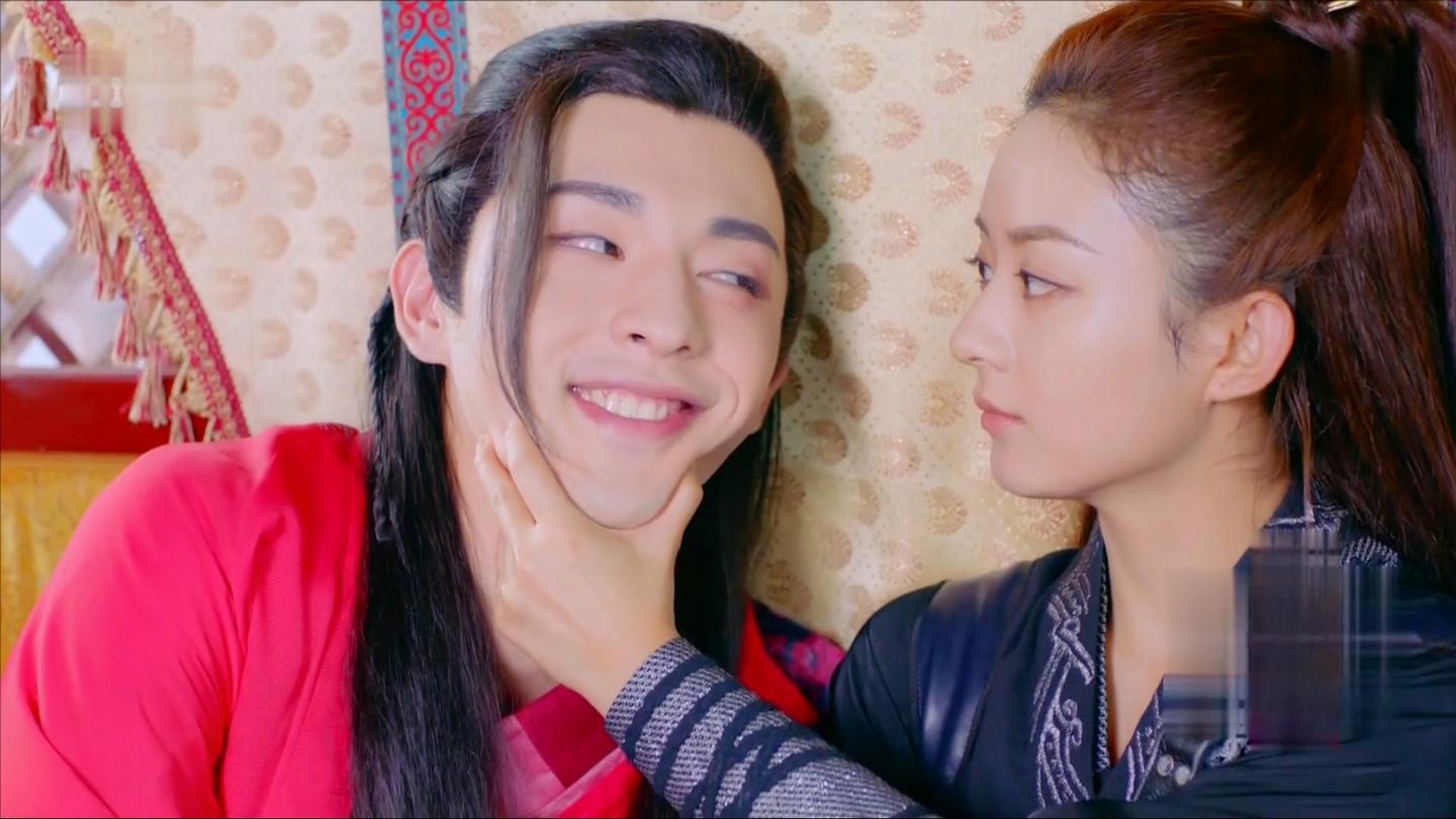 楚乔传: 楚乔看出萧策是装的, 好心提醒他