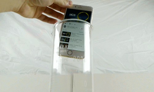 【测试】把iphone6s放入巨型泡沫的大象牙膏实验中会怎么样?【超清】