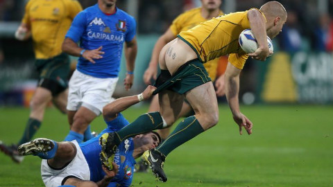 在你的生命中是否也出现过这些让人脸红的瞬间?