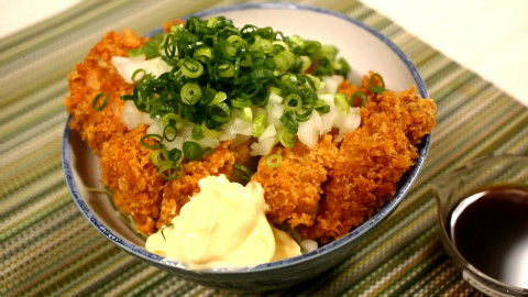 【パパですよ】蛋黄酱鸡排盖饭 78 [papadesuyo777]