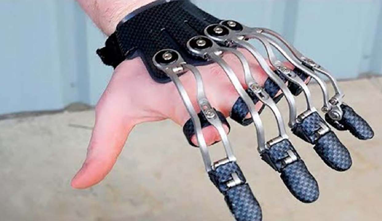 截肢患者发明这款假肢,戴上它,生活与常人无异