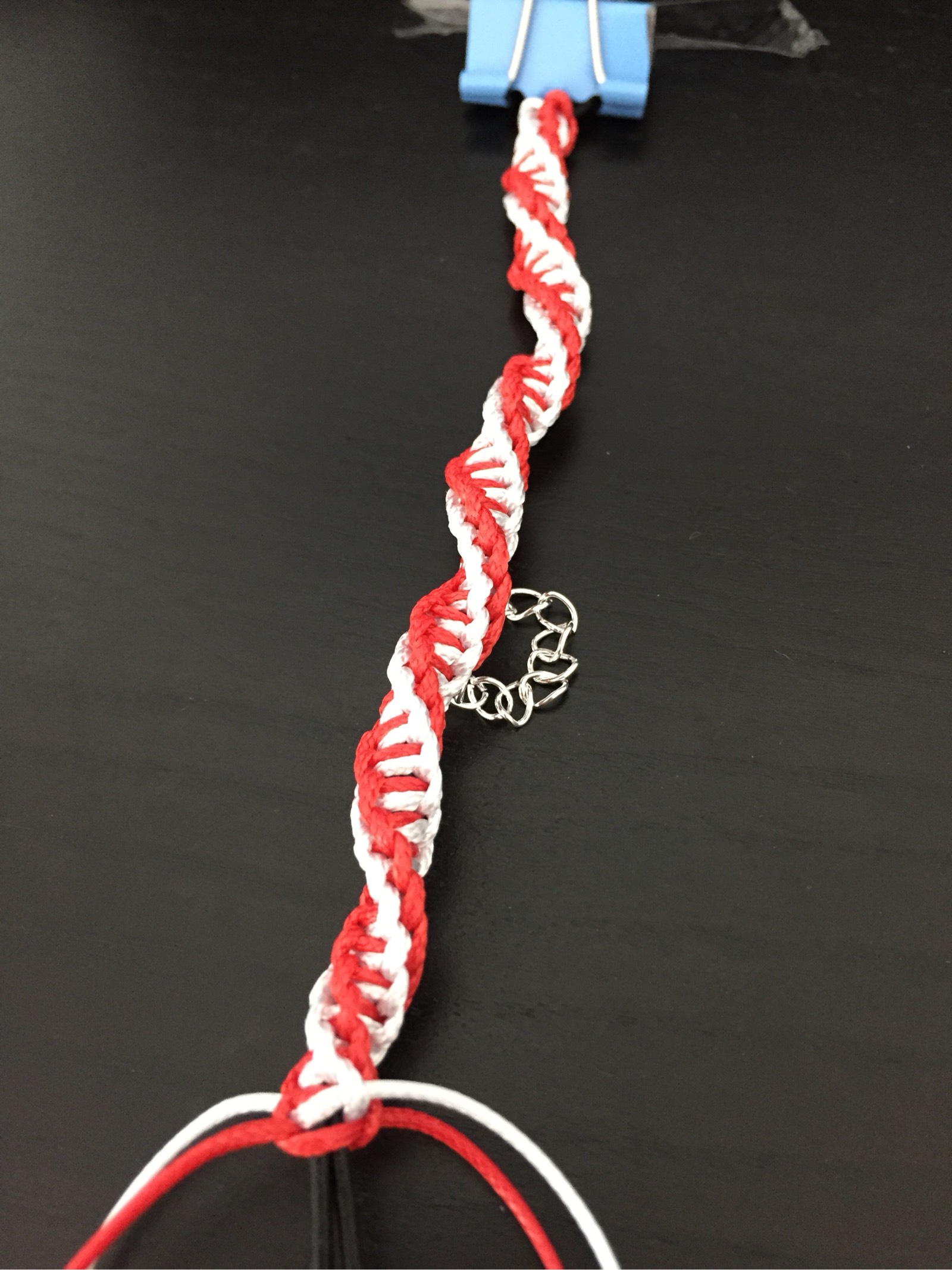 自己编dna双螺旋手链～编了也没人可送