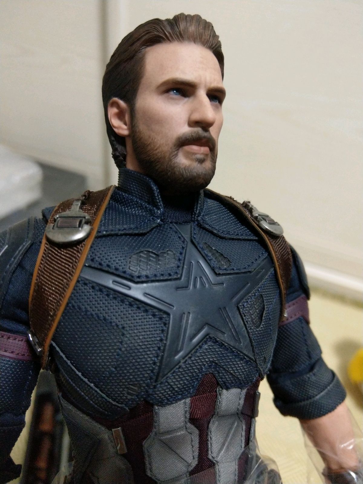 ht复联3美队简介