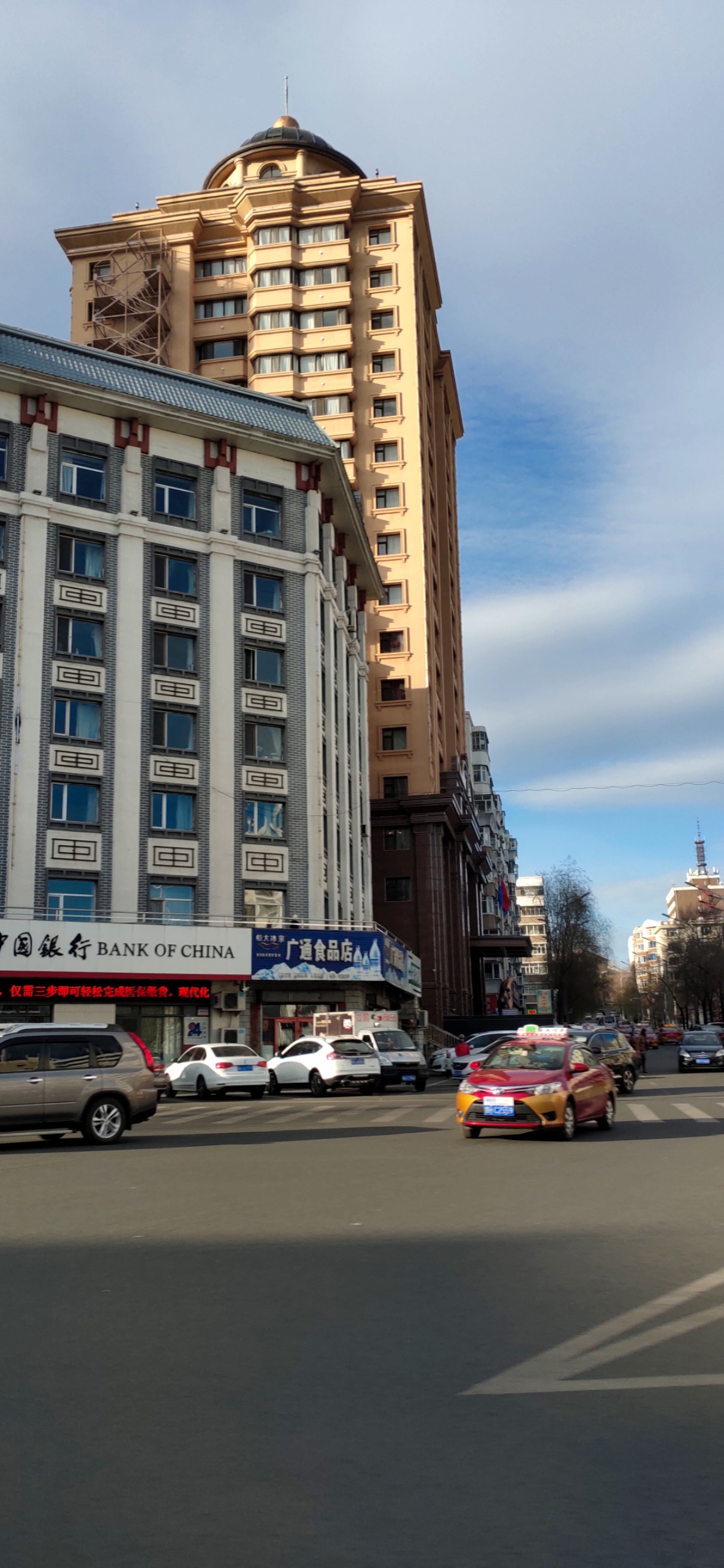 今天到鹤岗考试叫我妈拍了一些街景