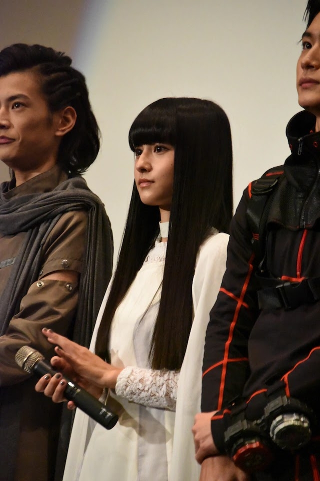 在监督杉原辉昭的带领下,剧中的13位演员:奥野壮,押田岳,大幡しえり