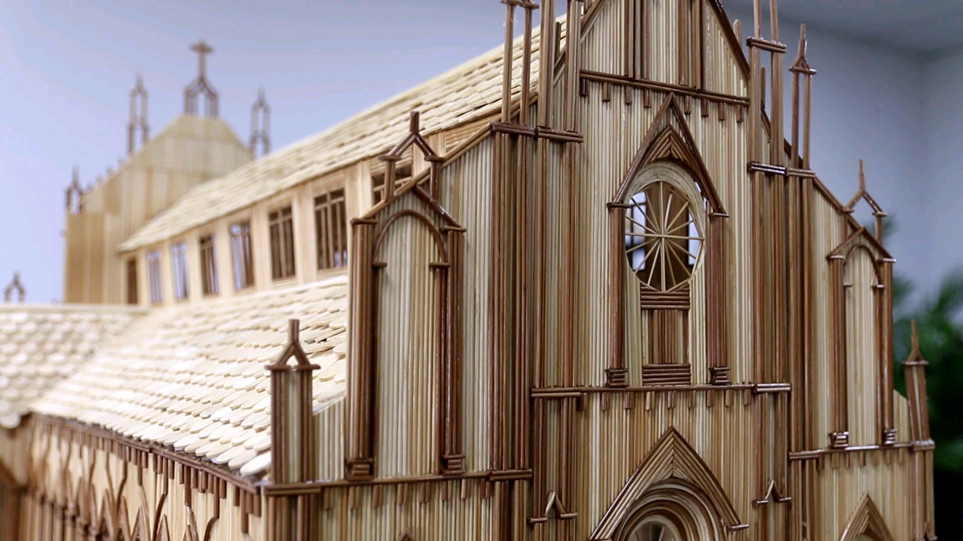 手工大神如何用木棍做教堂