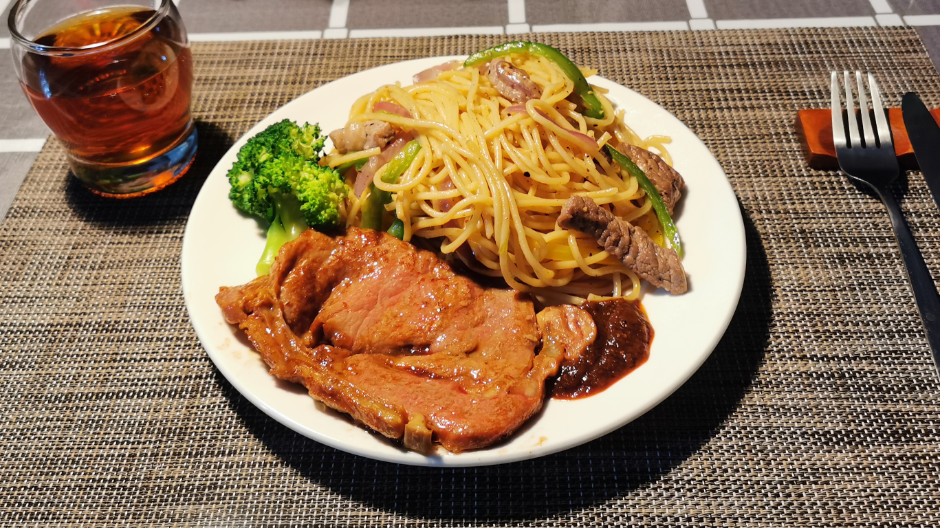黑椒牛排意面,百忙中自己做一顿饭,惬意