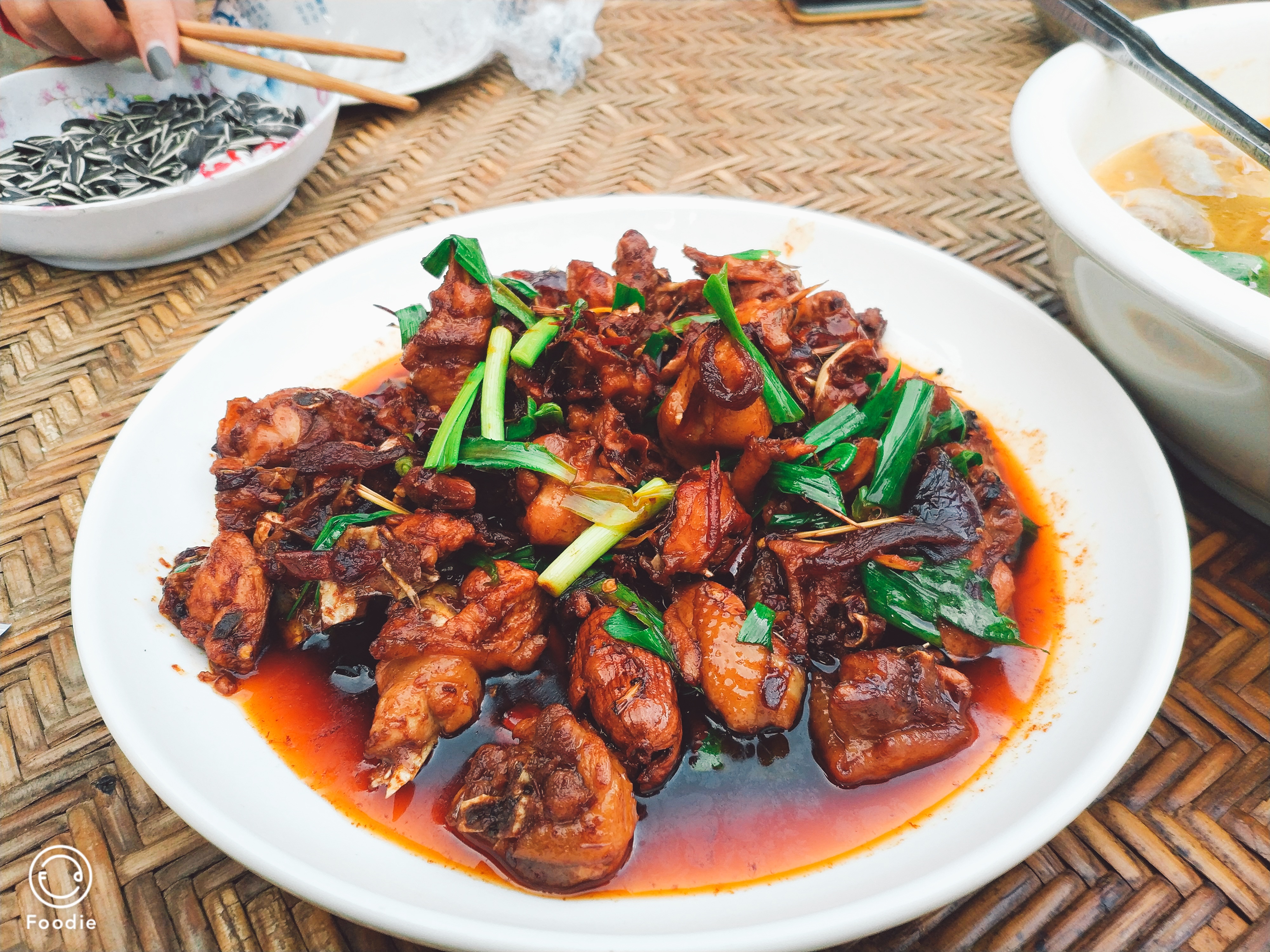 【普洱】在孟连,怎能不吃一顿傣族菜呢?