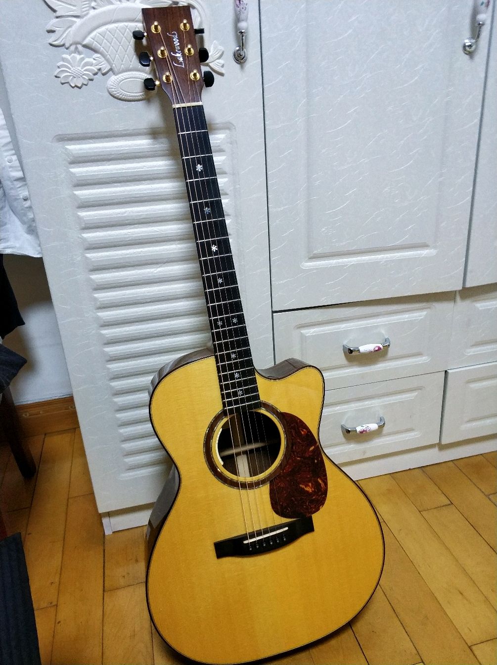 瓜皮兔的95新吉他 lakewood m32cp