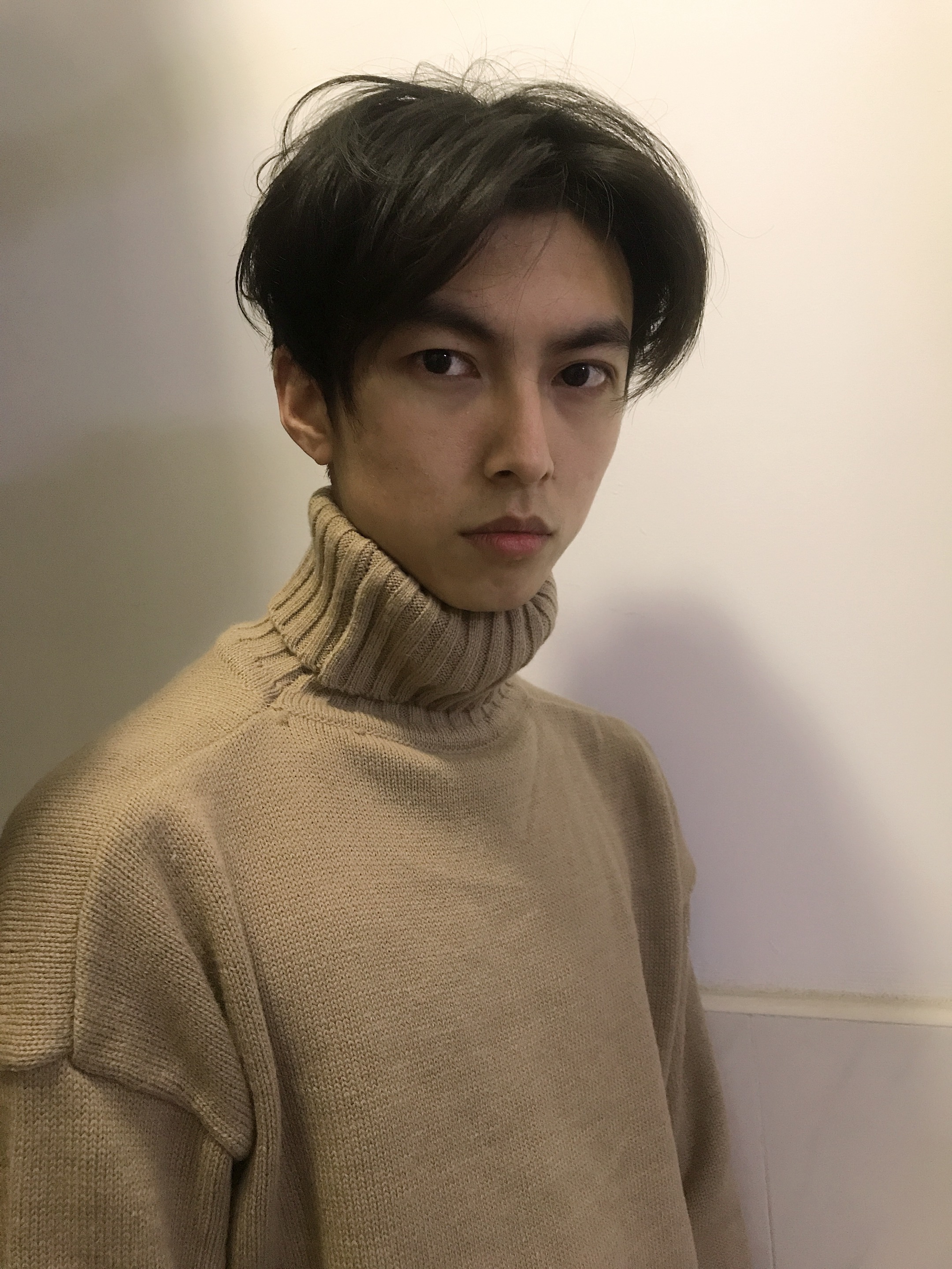 小帅爆照身边人说我长的像林宥嘉