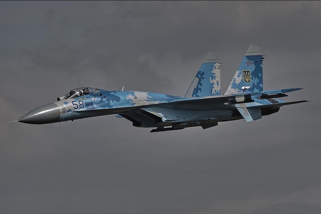 小专栏补发苏霍伊27类外型及后系列战机的美图