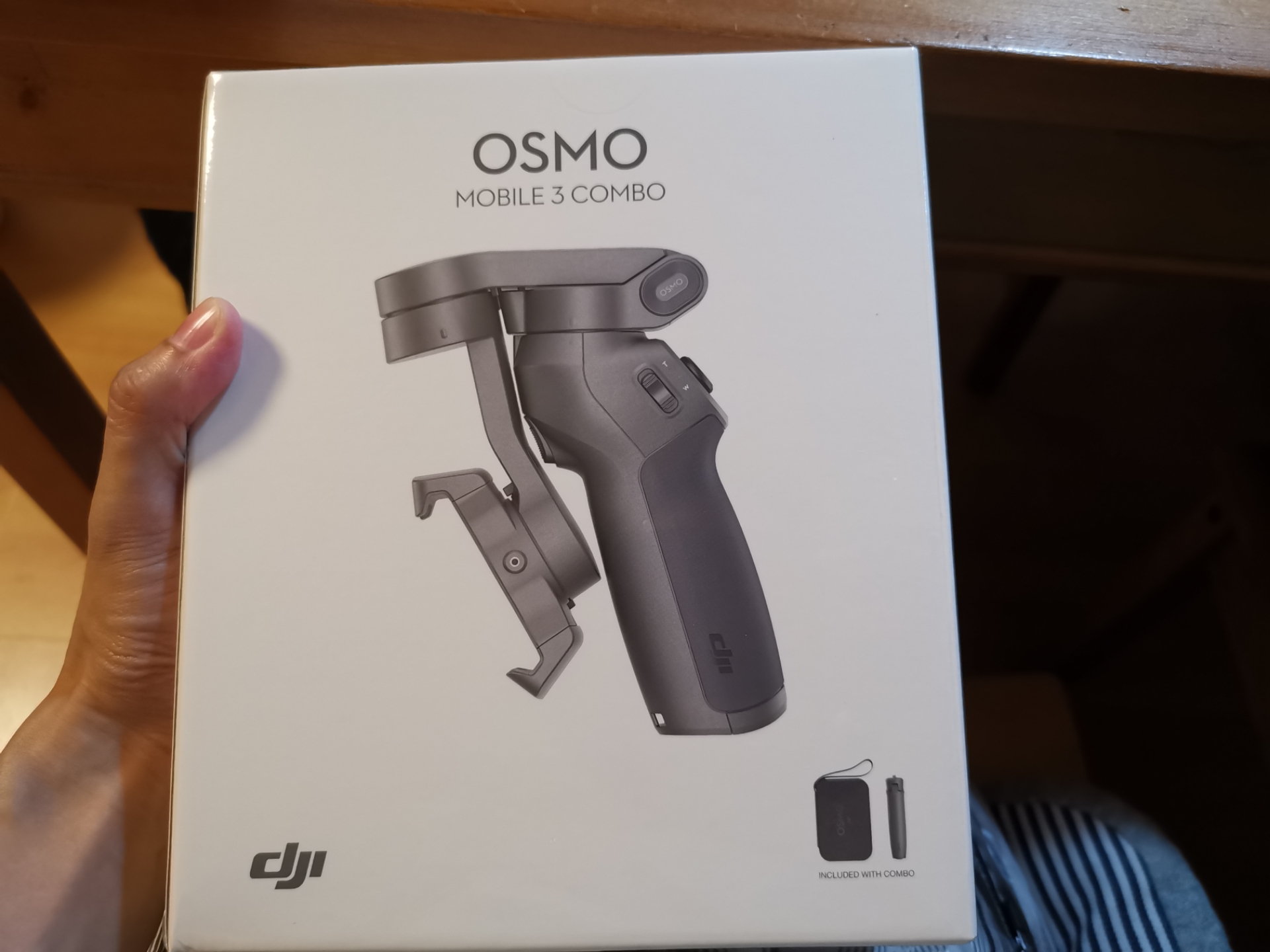 大疆灵眸手机云台3代开箱osmomobile3开心哦