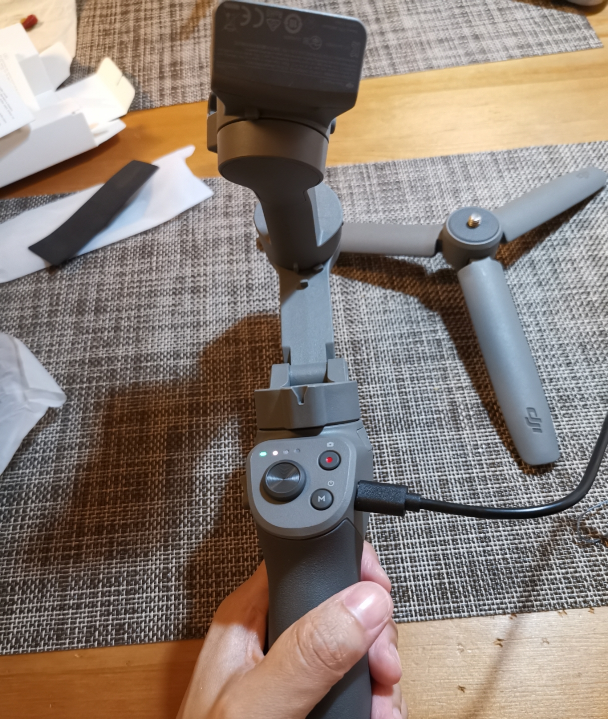 大疆灵眸手机云台3代开箱osmomobile3开心哦