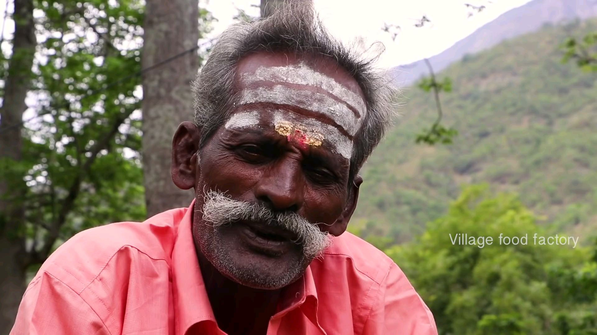 [印度六爷]制作咖喱鸡