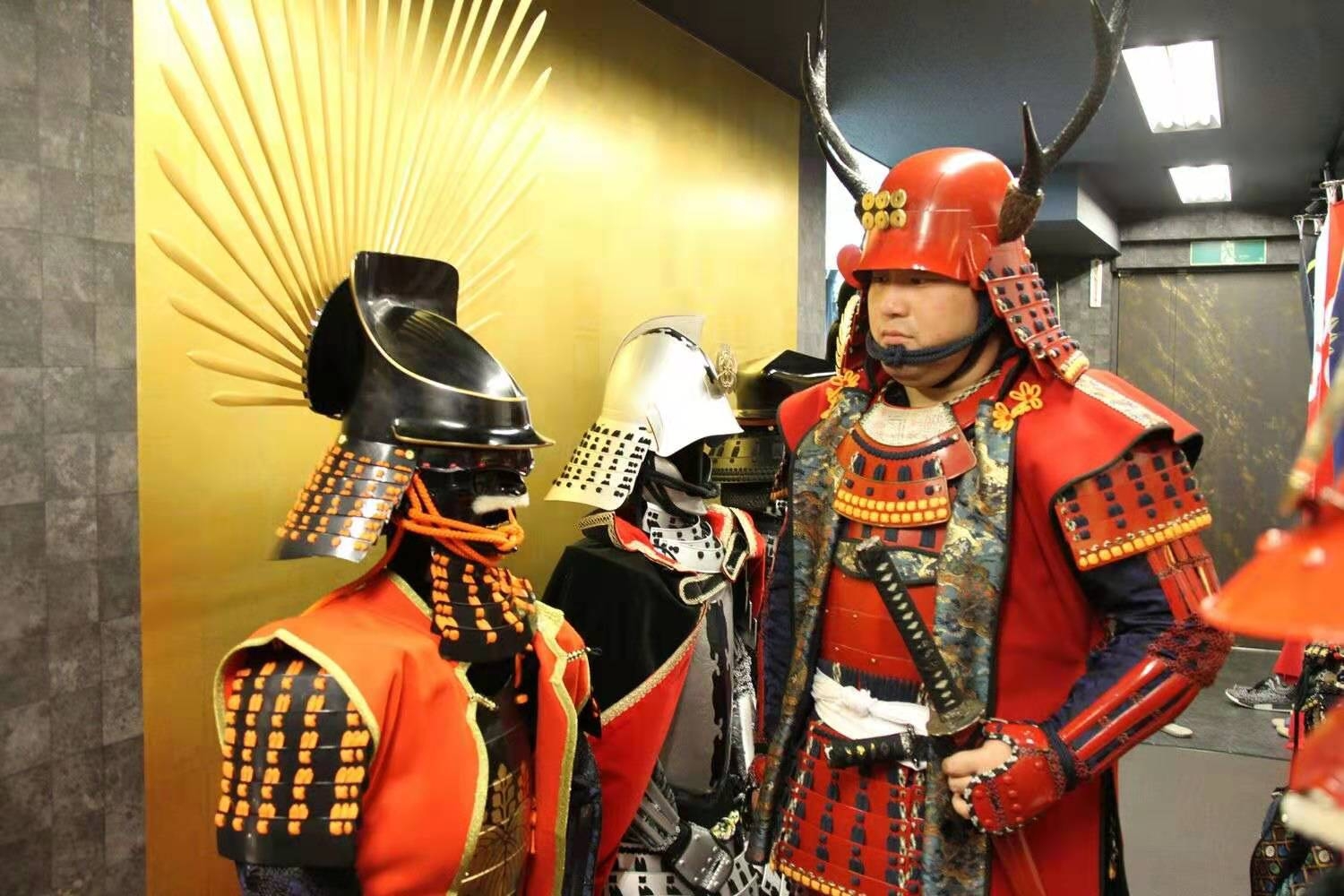 东京游记真田丸盔甲大变身我觉得自己和堺雅人只差100斤肥肉而已肥宅