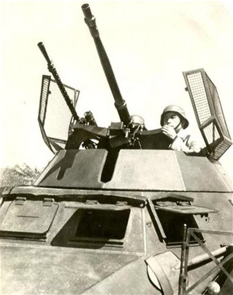 炼狱火精灵sdkfz221222毫须轮式装甲侦察车