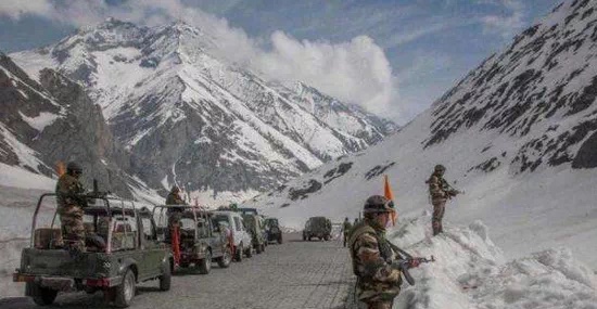 印军在拉达克部署装甲部队 高原战力号称天下第一 - acfun弹幕视频网