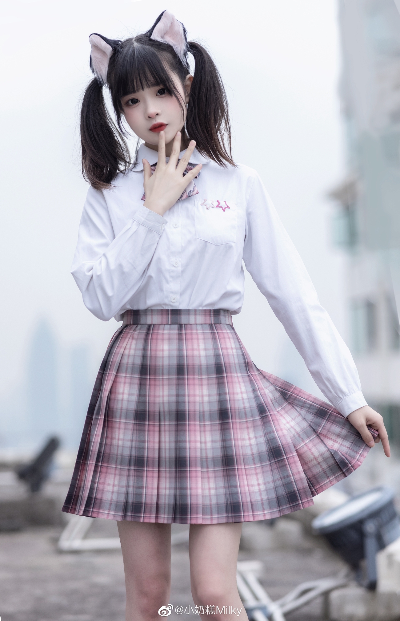 jk制服白丝马尾百褶裙来个五焦行不行