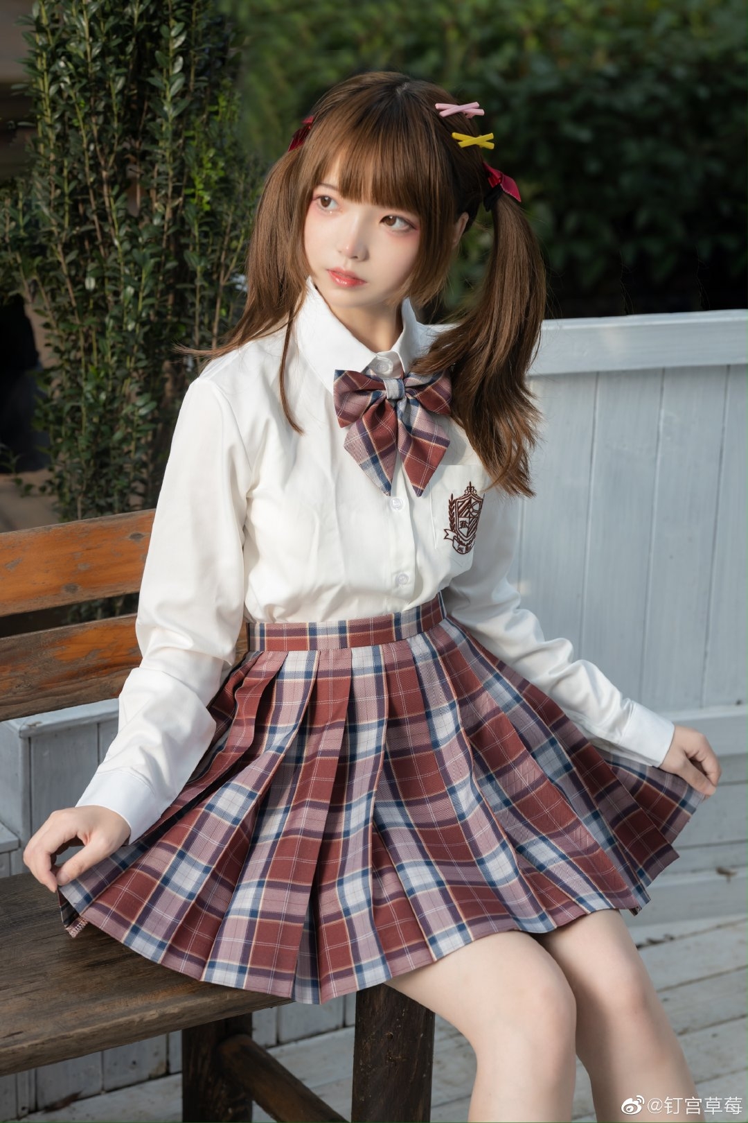 双马尾,百褶裙,投个五焦行不行