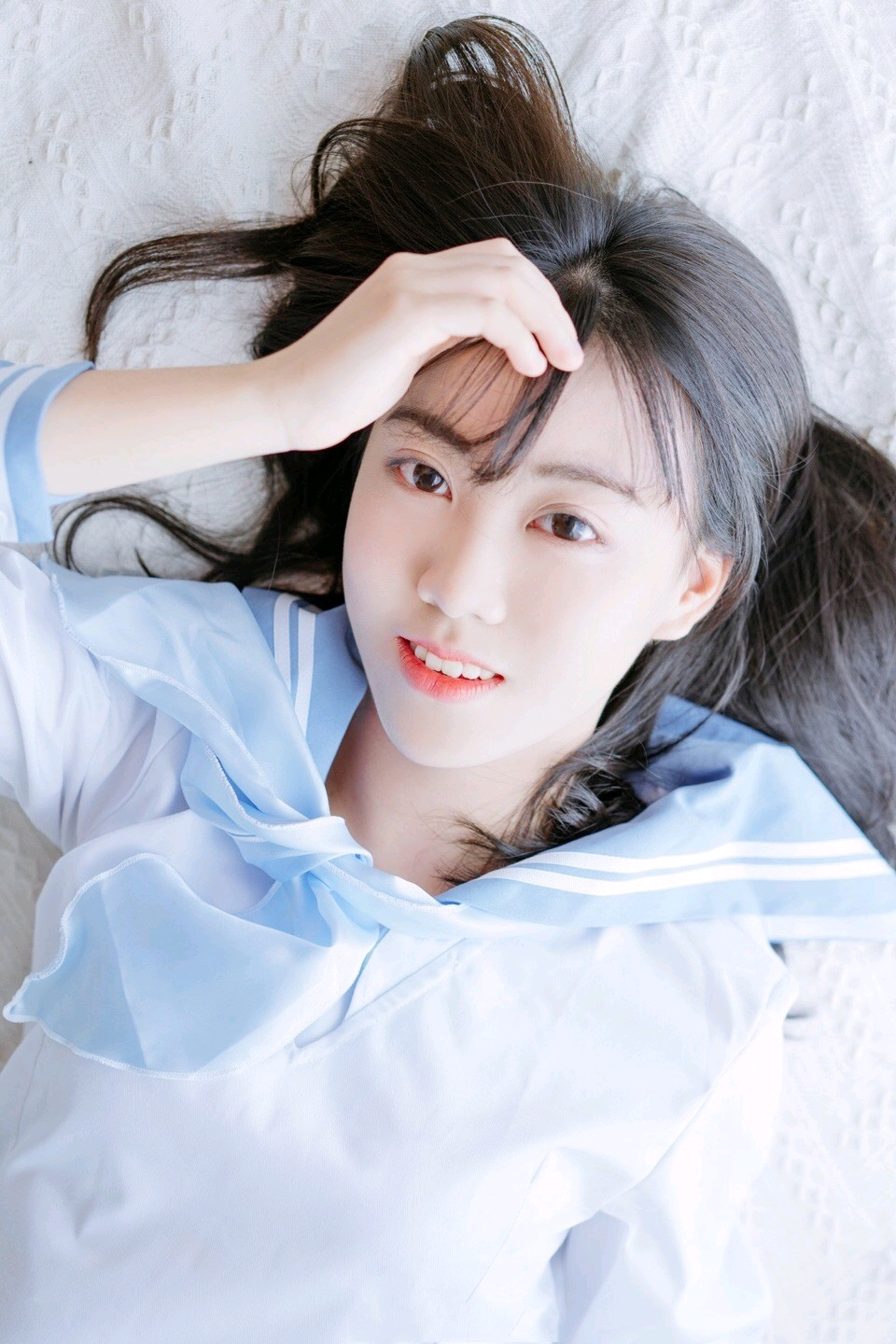 校園jk美少女長髮唯美氧氣寫真圖片