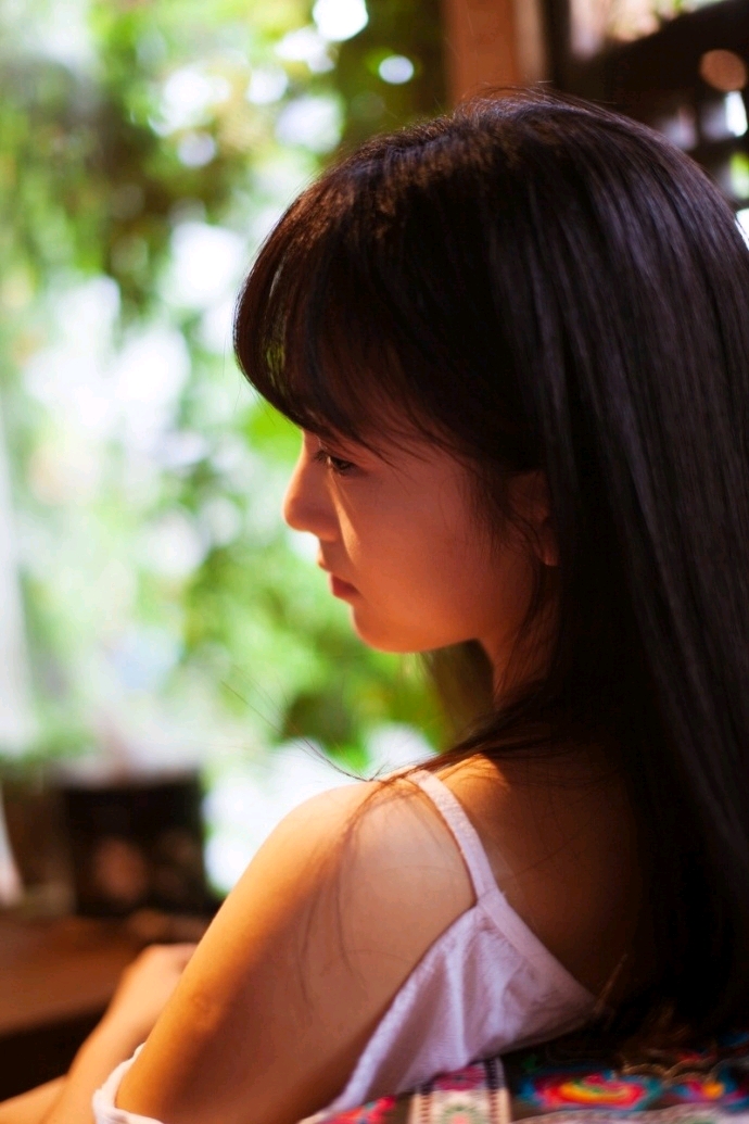 00后清纯素颜美女天然萝莉萌妹子写真