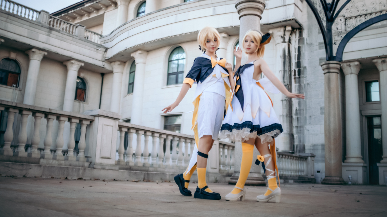 勾指起誓镜音双子cos跳